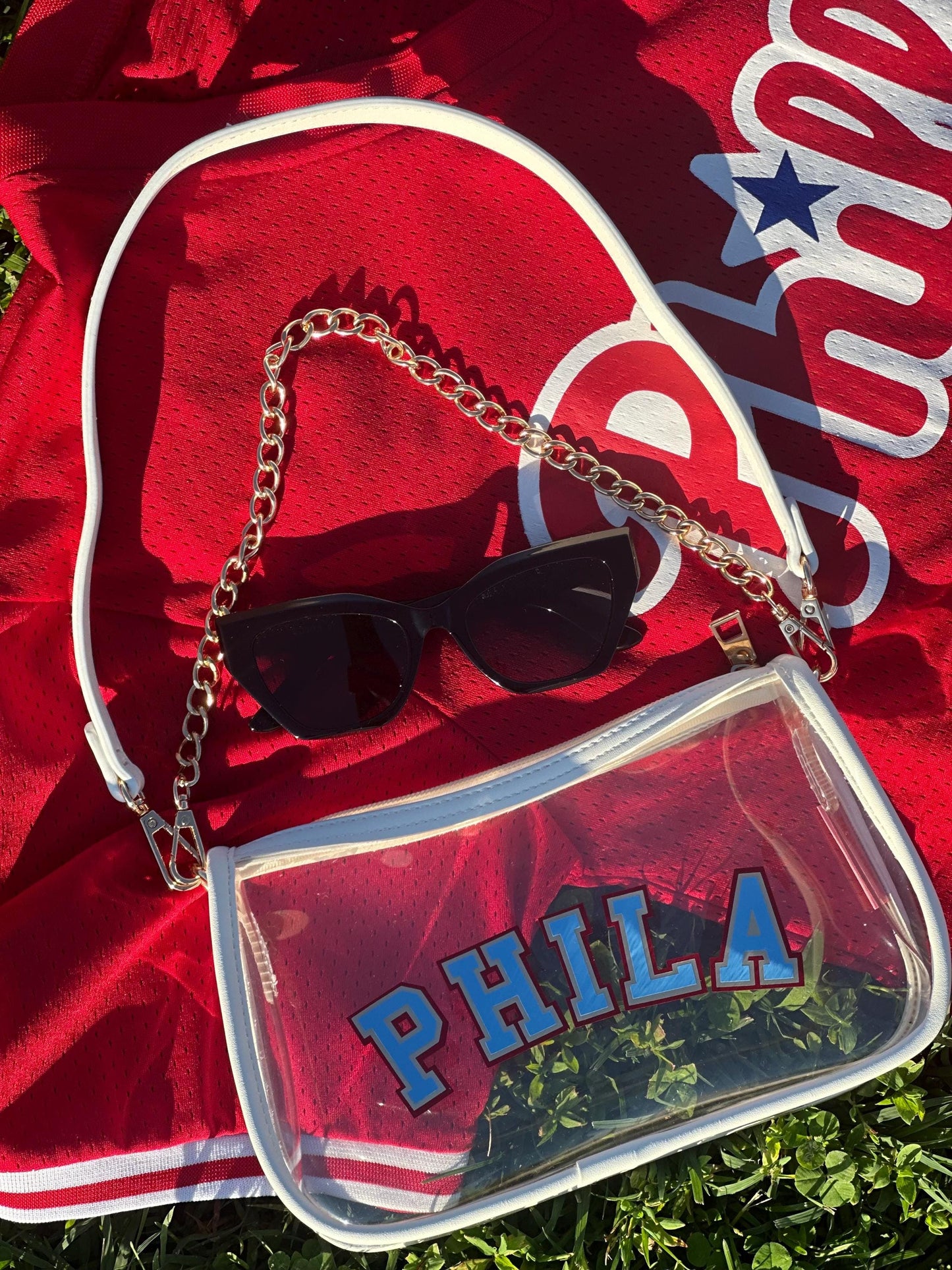 PHILA White Convertable Crossbody Purse | Powder Blue & Red